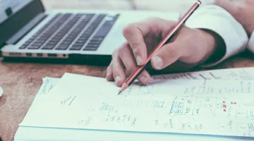 Software a Medida en España: ¿Quién es el dueño de tu tecnología?